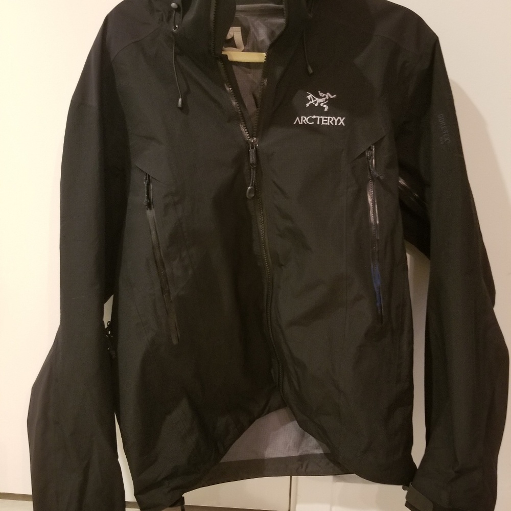 Arc'teryx Beta AR Gore-Tex Pro Hard Shell